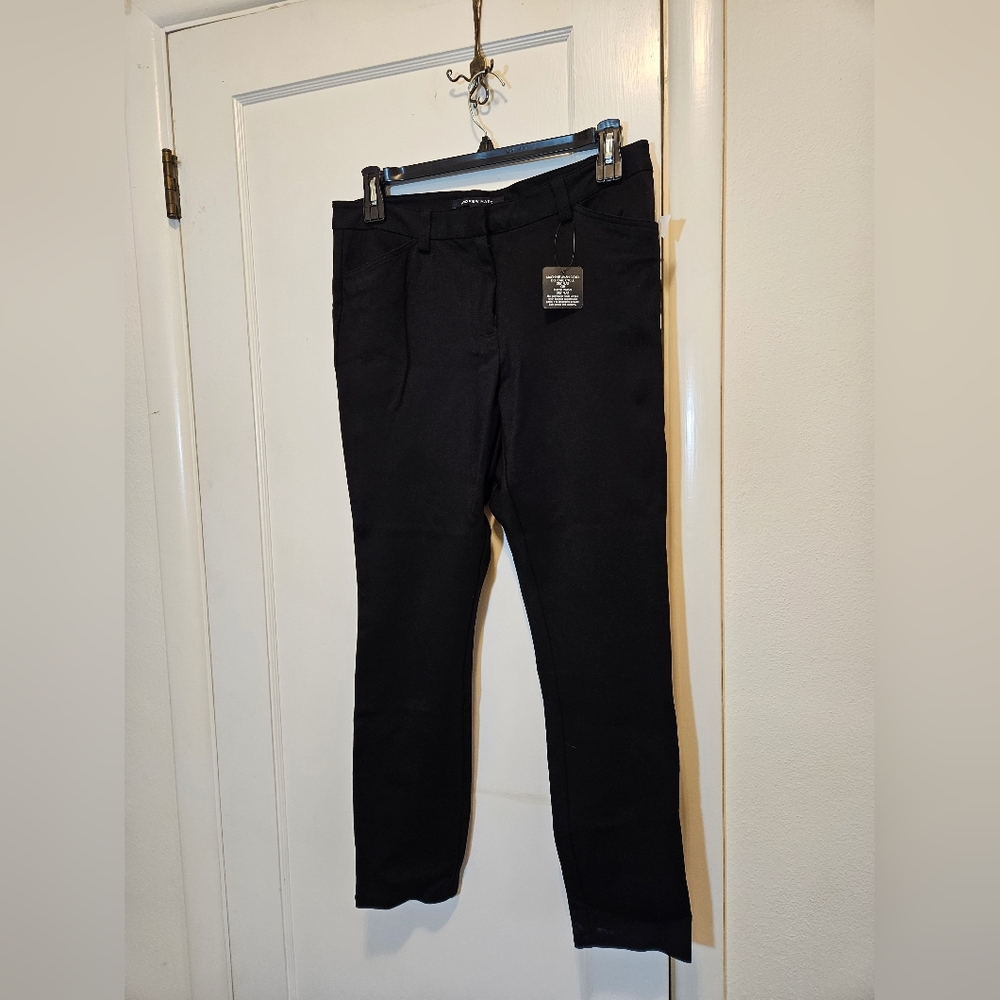 NWT Andrew Marc black slacks